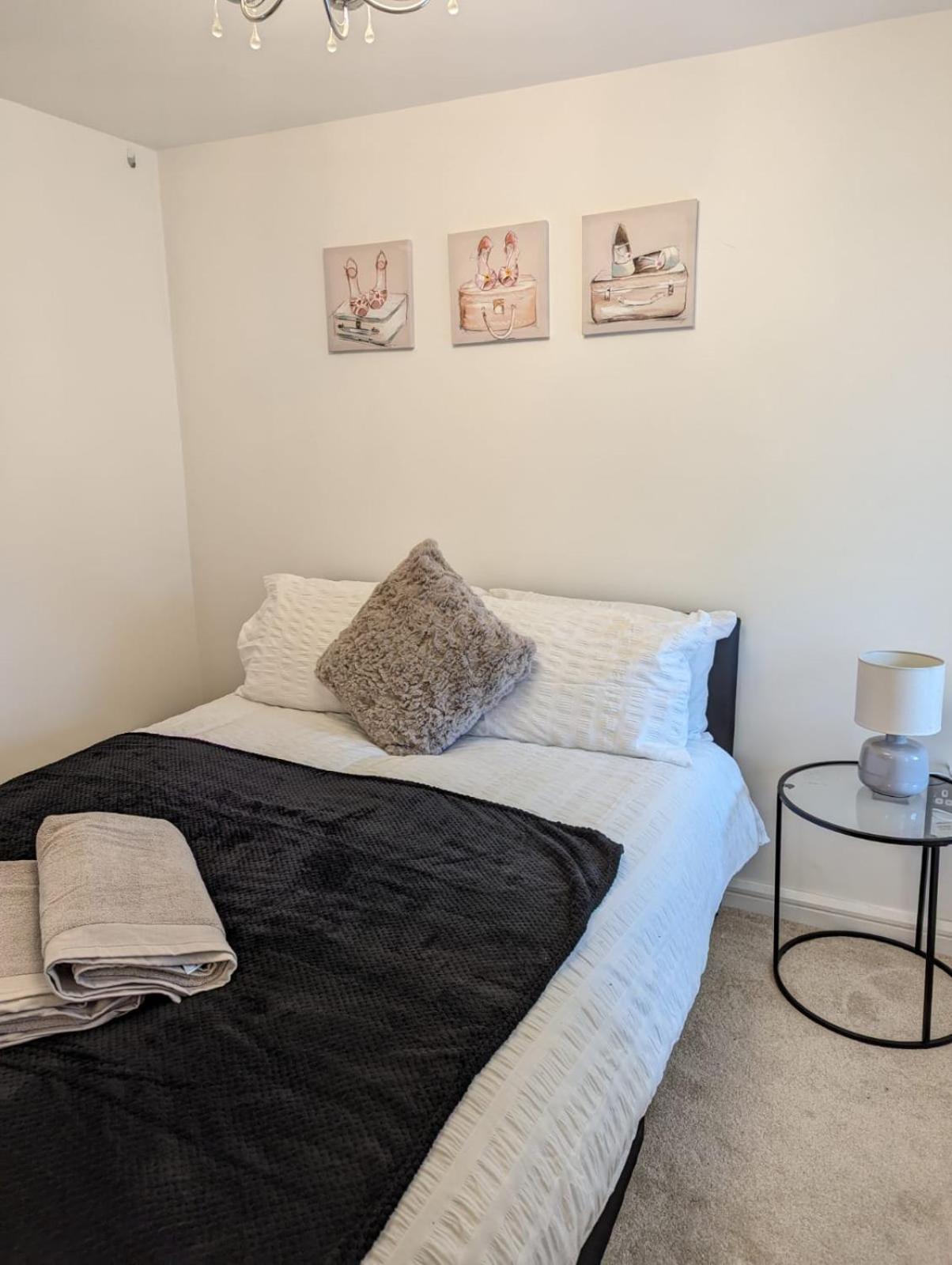 2-Bed Apartment Heart Of Cardiff Exterior photo
